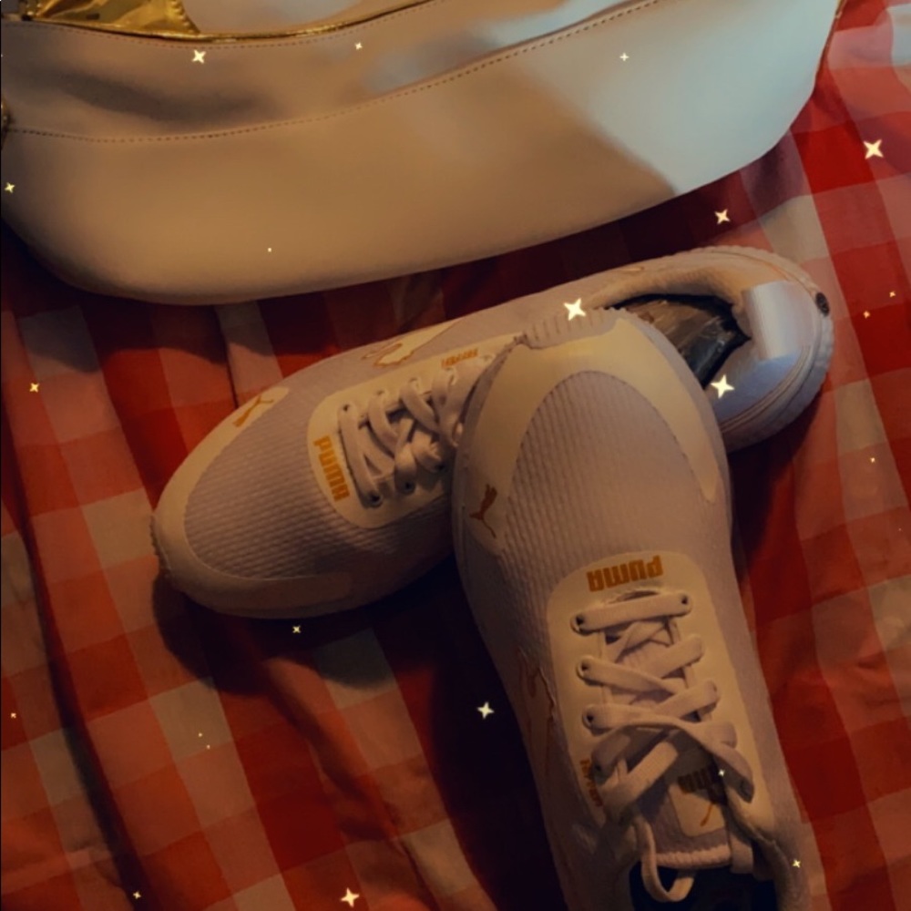 Shoe sets - Picture 10 of 11